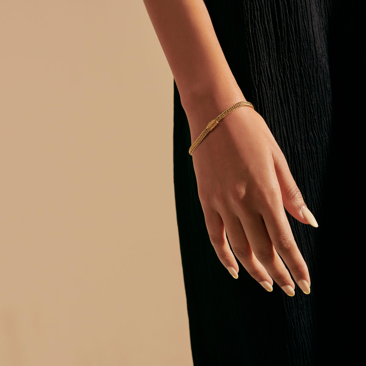 Icon Chevron Bracelet, Gold, 4.5MM