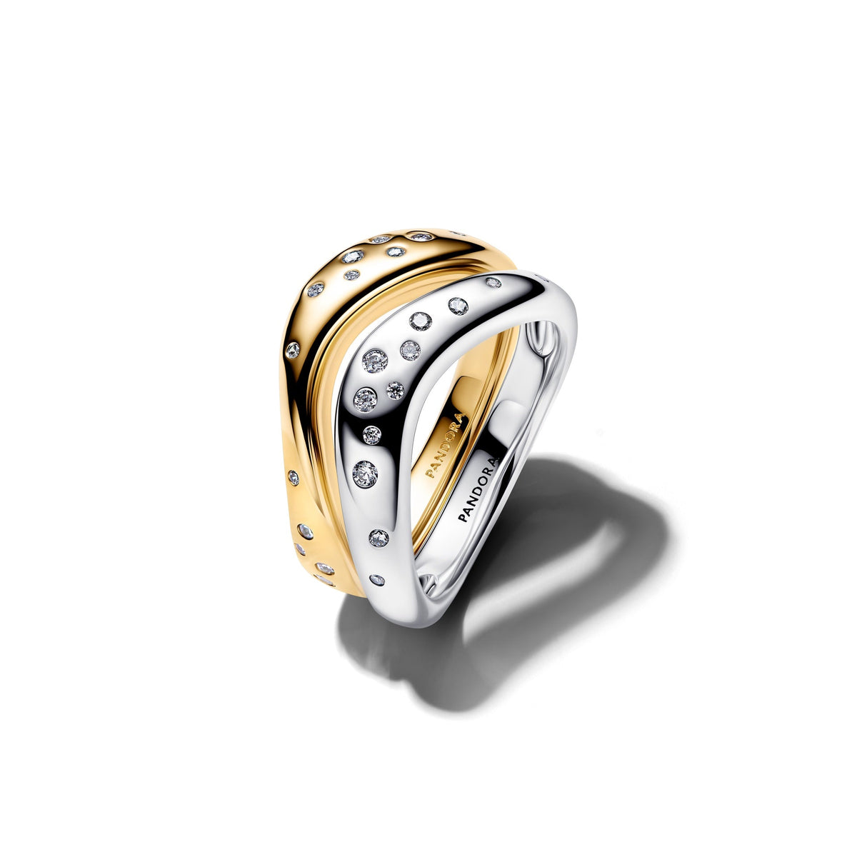 Anillos Apilables de Dos Tonos con Forma Orgánica de Pandora