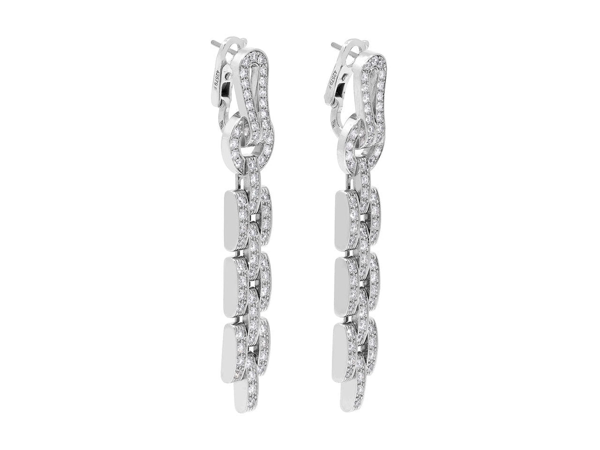 Pendientes de diamantes 'Agrafe' de Cartier en oro blanco de 18K