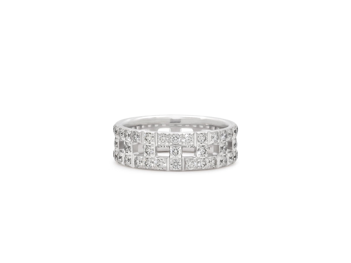 Anillo de diamantes 'Tiffany T True Wide' en oro blanco de 18K de Tiffany & Co.