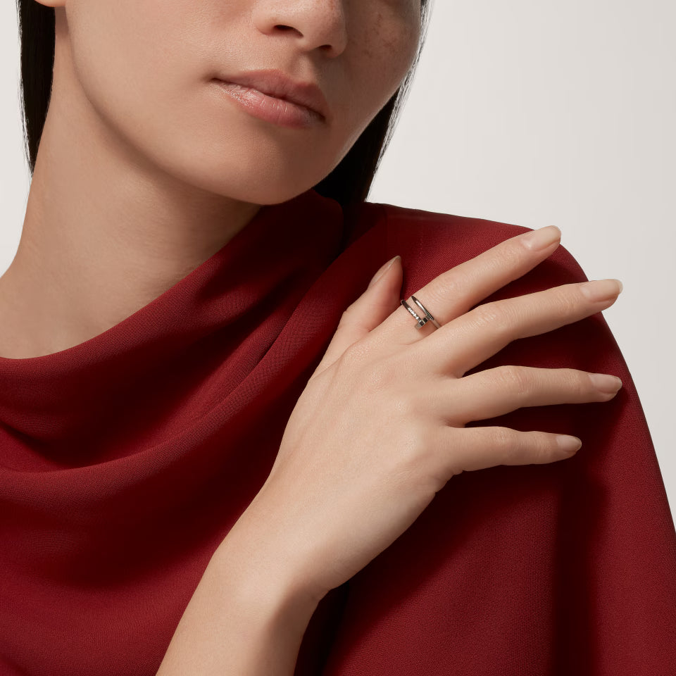 Cartier Anillo Juste un Clou, modelo pequeño