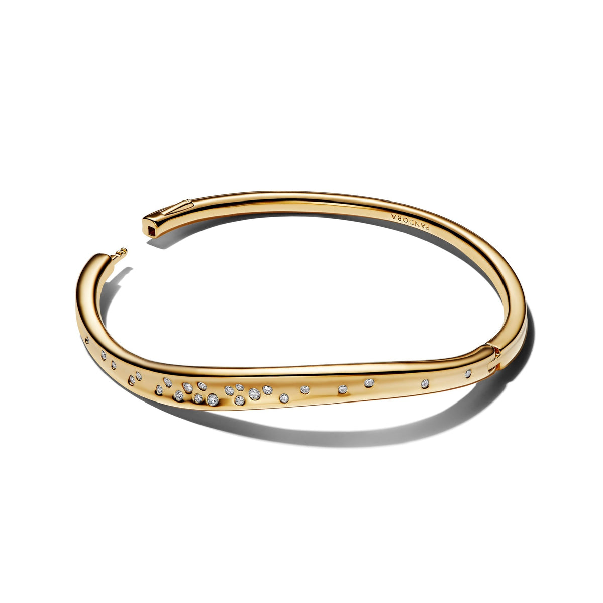 Brazalete Pandora con piedras en forma orgánica
