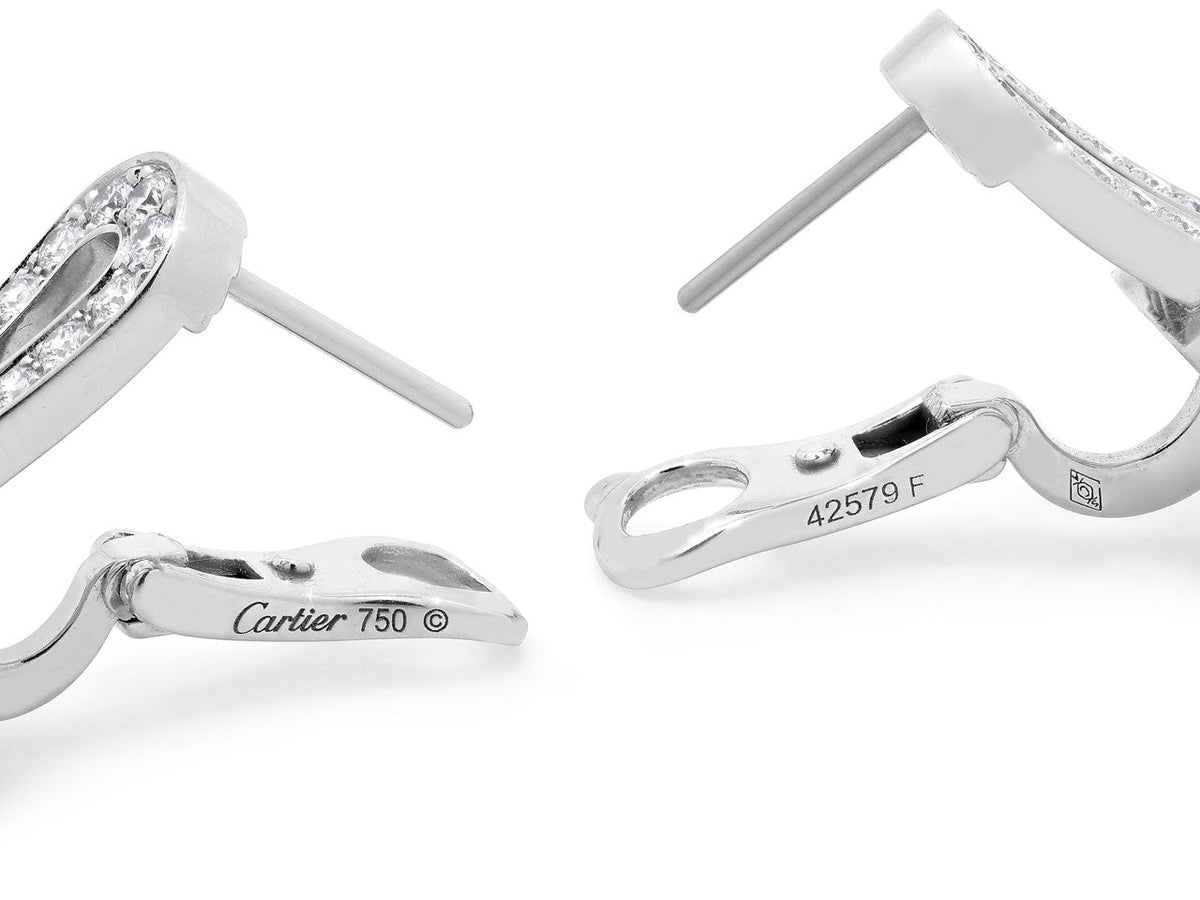 Pendientes de diamantes 'Agrafe' de Cartier en oro blanco de 18K