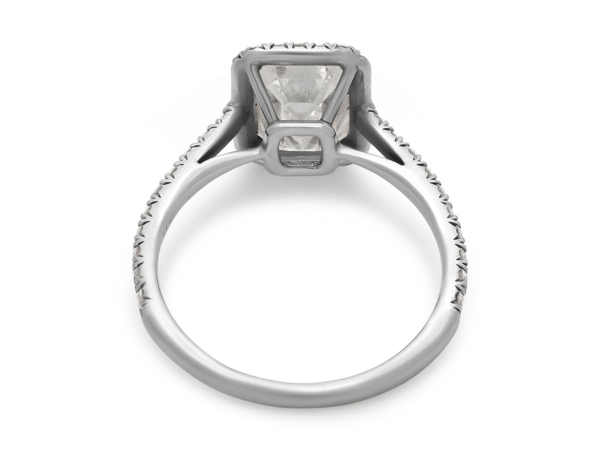 Anillo de Diamante en Corte Esmeralda 'Soleste' de Tiffany & Co., 1.54 Quilates F/VVS2, en Platino